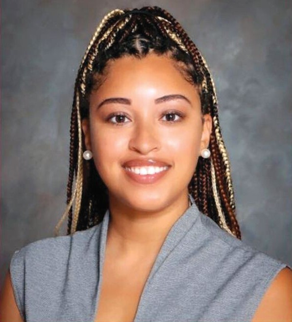 Kendra Whitworth headshot.